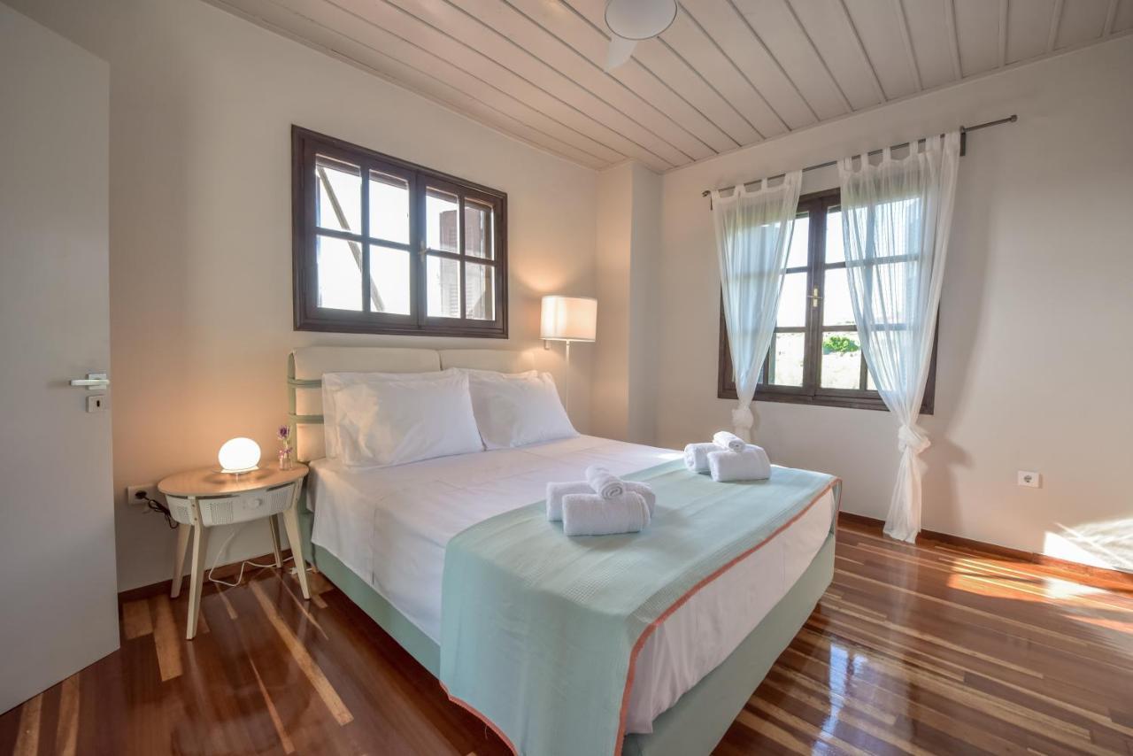Alexandre Maison Beachfront Gialova Vacation Home Extérieur photo