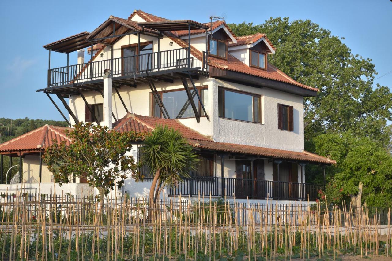 Alexandre Maison Beachfront Gialova Vacation Home Extérieur photo
